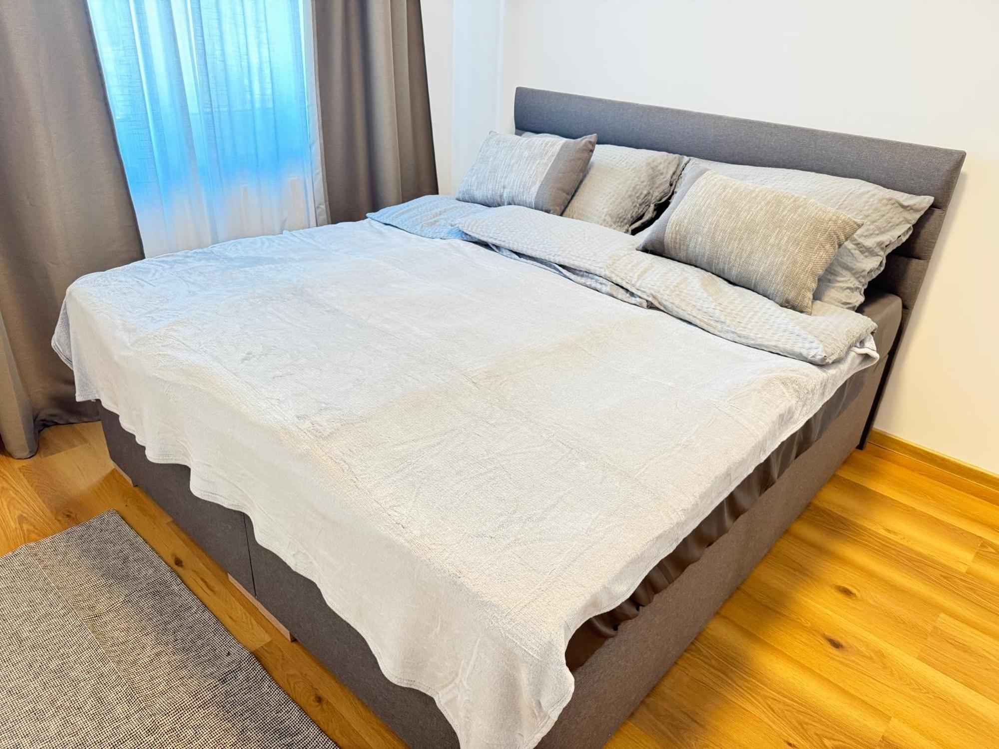 Riverside Apartment Praha Eksteriør bilde