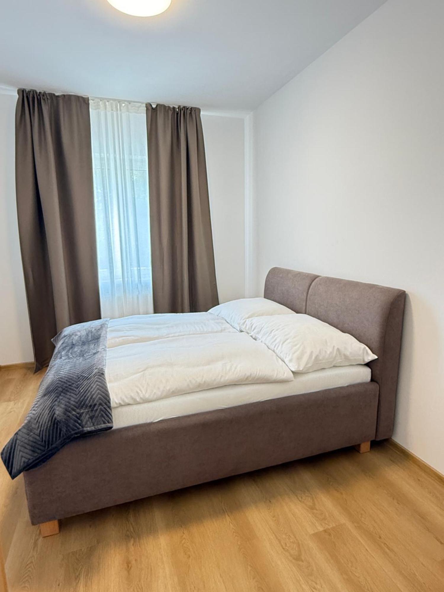Riverside Apartment Praha Eksteriør bilde