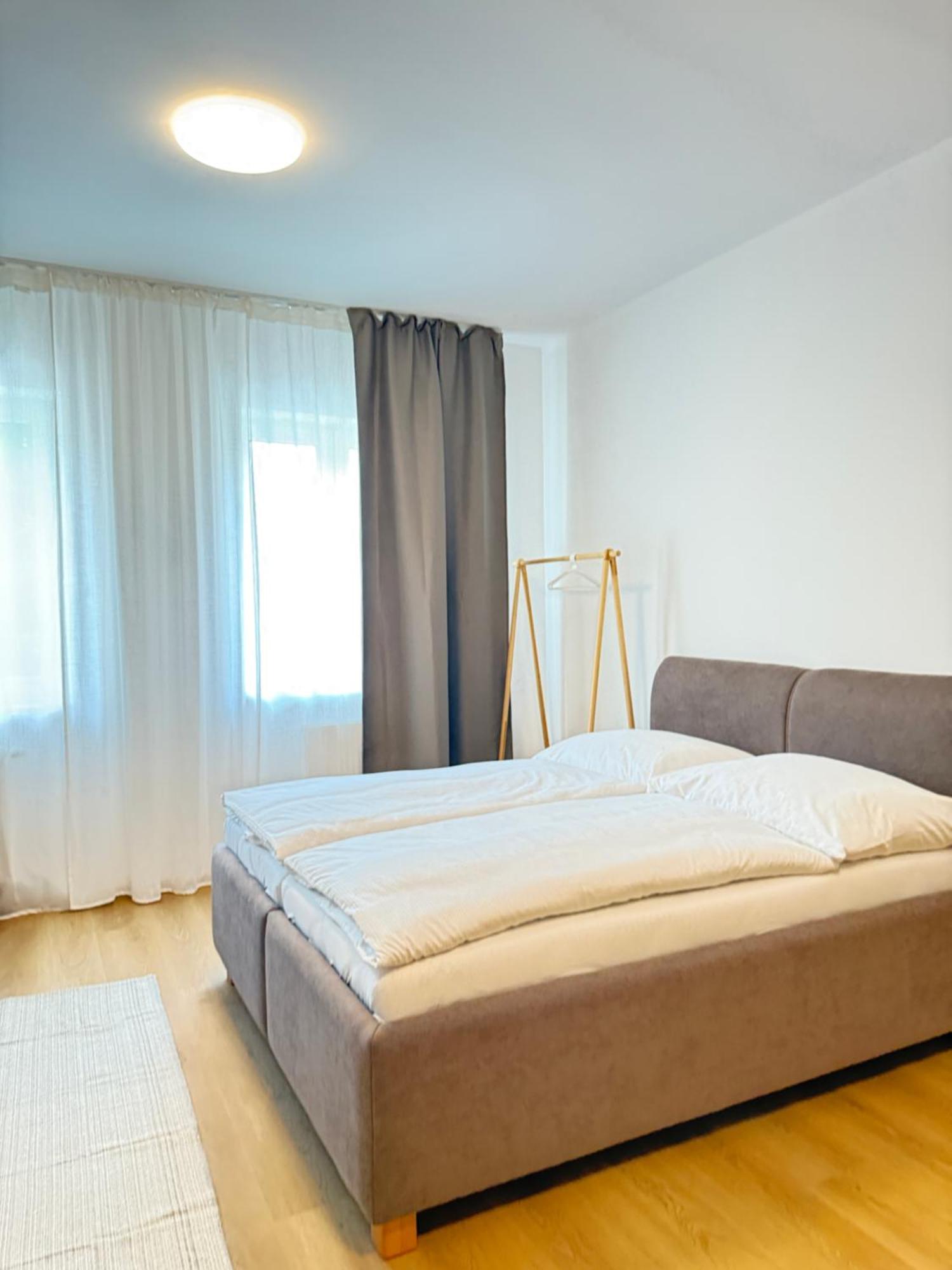 Riverside Apartment Praha Eksteriør bilde